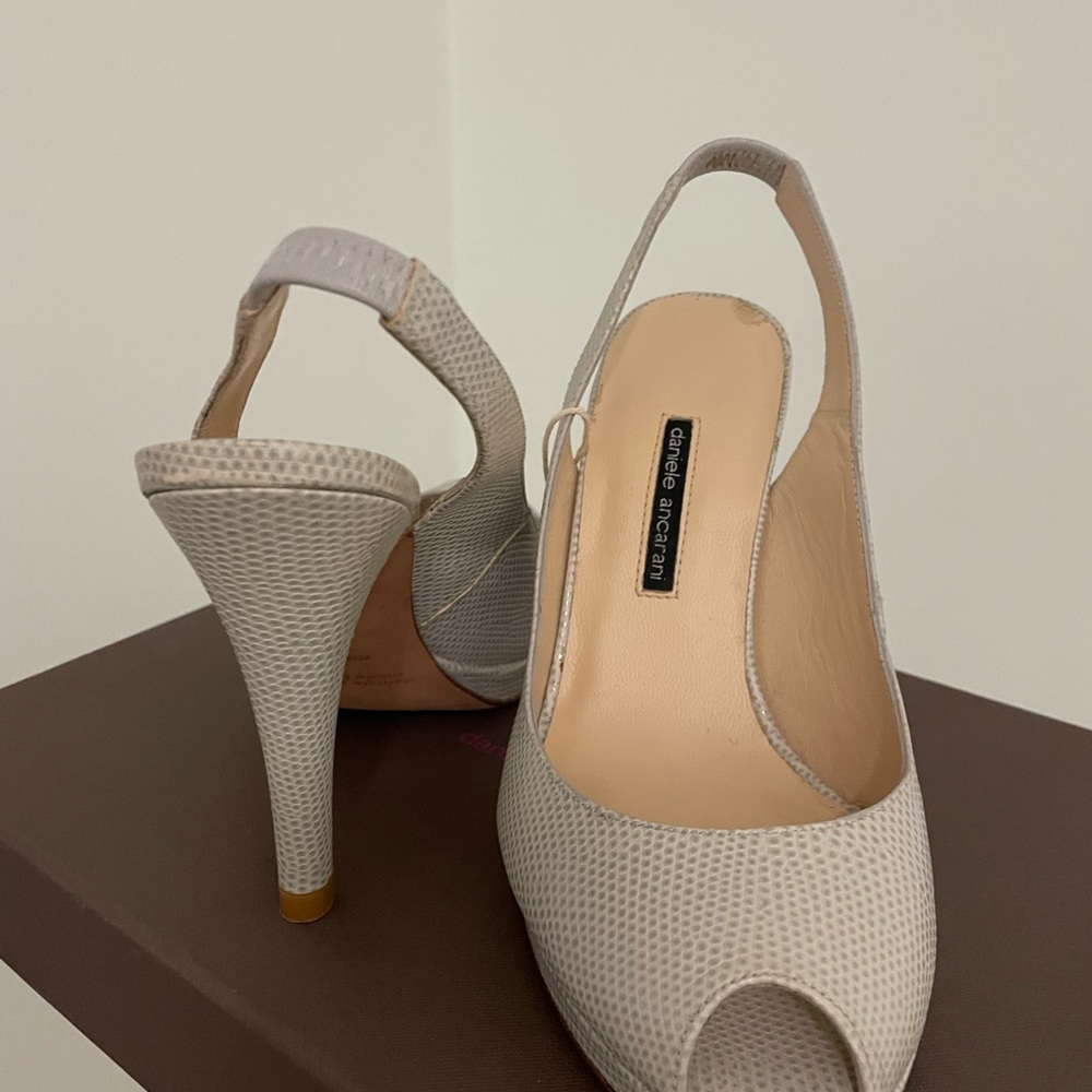 Peep toe slingback heels